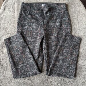 VanHuesen Stretch black & red paisley straight leg pants pants-size 8